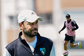 Turka Kocaeli Stadyumu’nda Dev Randevu: Kocaelispor - Fatih Karagümrük Maçı Hazırlıkları Başladı!