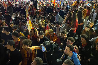 Kocaeli'de Galatasaray Kutlaması: Trabzonlu Taraftar Katıldı