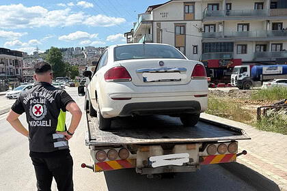 Kocaeli'de Korsan Taksi Operasyonu: Sürücüye 100 Bin, Yolcuya 3 Bin 870 TL Ceza!