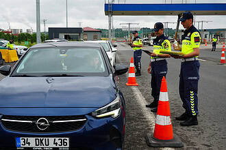 Kuzey Marmara'da Bayram Denetimi: Kolonya ve Çikolata İkramı