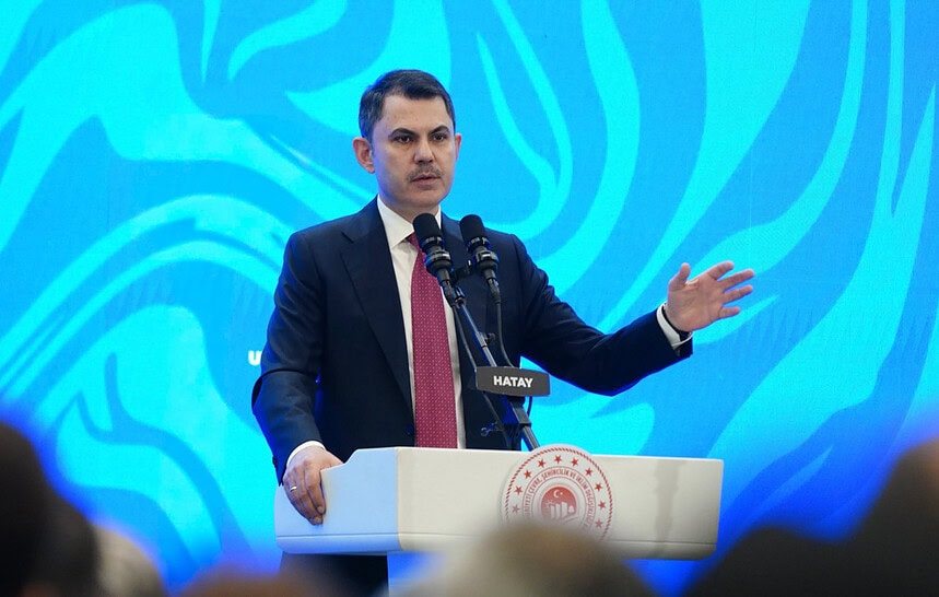 Bakan Murat Kurum Açıkladı: Depremzedelerin Hibe ve Kredileri Güvence Altına Alındı!