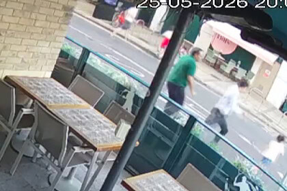 Onur İnci'den Londra'da Kahramanlık: Motosikletin Önüne Atladı
