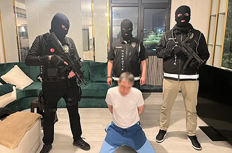 MİT ve İstanbul Polisinden Dev Operasyon: "Kara Para" Baronu Yakalandı! Yakalanma Anı Kameralarda!