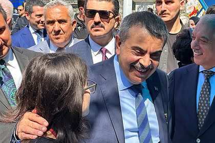 Tekin'den Derslik Rakamı: '150 Bin Kaldı, 750 Bine Çıktık'
