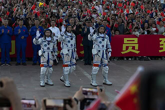 Çin Tiangong Uzay İstasyonu'na Rekor Görev: 1 Yıl Kalacak