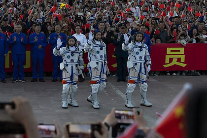 Çin Tiangong Uzay İstasyonu'na Rekor Görev: 1 Yıl Kalacak
