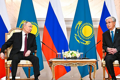 Tokayev'den Putin'e Övgü: 'Rusya'sız Sorun Çözülmez'