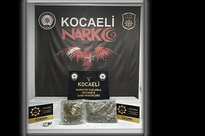 Derince’de Narkotik Operasyonu: Araçtan Kilolarca Uyuşturucu Çıktı!