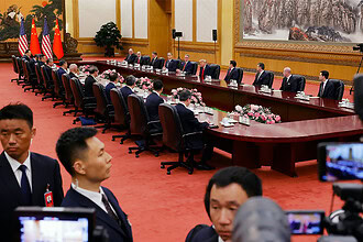 Xi'den Trump'a Mesaj: "Rakip Değil, Ortak Olmalıyız"