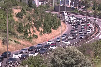 Son Dakika Yol Durumu: 9 Günlük Bayram Tatili Sonrası Kocaeli’de Trafik Kilit! İşte Yoğun Noktalar!