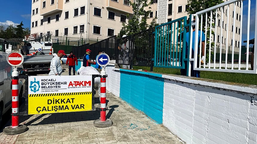 17 Ağustos Bulvarı'na Bin 850 Ton Asfalt: 46 Baca Yenilendi