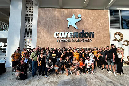 200 Hull City Taraftarı Türkiye'de: Acun'dan Davet