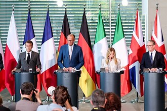 E5 Ülkeleri Ankara'daki NATO Zirvesi İçin Berlin'de Bir Araya Geldi