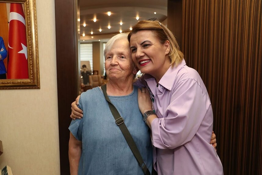 İzmit Belediyesi Halk Günü Buluşmaları Sürüyor: Fatma Kaplan Hürriyet Vatandaşları Dinledi!