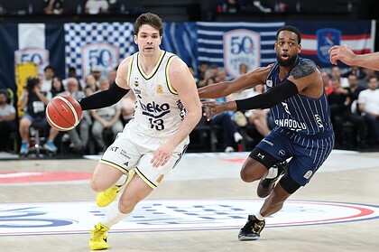 Fenerbahçe Final Şansını Bir Sonraki Maça Bıraktı