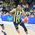 Fenerbahçe Seride 2-0 Öne Geçti