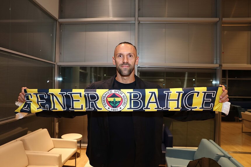 Fenerbahçe'nin Yeni Transferi Vedat Muriqi İstanbul'a Geldi