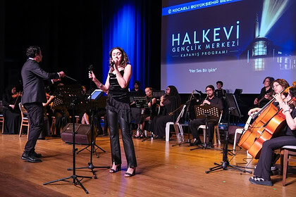 Kocaeli Halkevi Gençlik Merkezi’nde Sanat Dolu Final! "Her Ses Bir Işıktır" Kapanış Programı Nefes Kesti