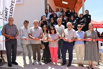 Kocaeli İzmit’te El Emeği Göz Nuru: Kurtdere Mahallesi'nde İZMEK Sergisine Yoğun İlgi!