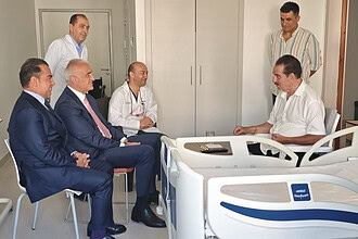 Bakan Mehmet Nuri Ersoy'dan İbrahim Tatlıses'e Hastanede Ziyaret: Usta Sanatçının Sağlık Durumu Nasıl?