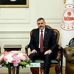 İçişleri Bakanı Çiftçi, Gençlik ve Spor Bakanı Bak İle Görüştü