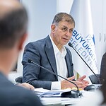 İzmir Büyükşehir Belediye Başkanı Cemil Tugay CHP'den İstifa Etti