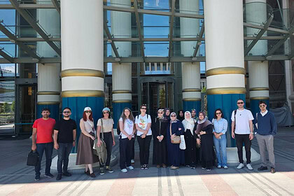 Kocaeli Büyükşehir "Bir Kitap, Bir Şehir, Bir Yazar" Projesiyle Gençleri Ankara’ya Götürdü!