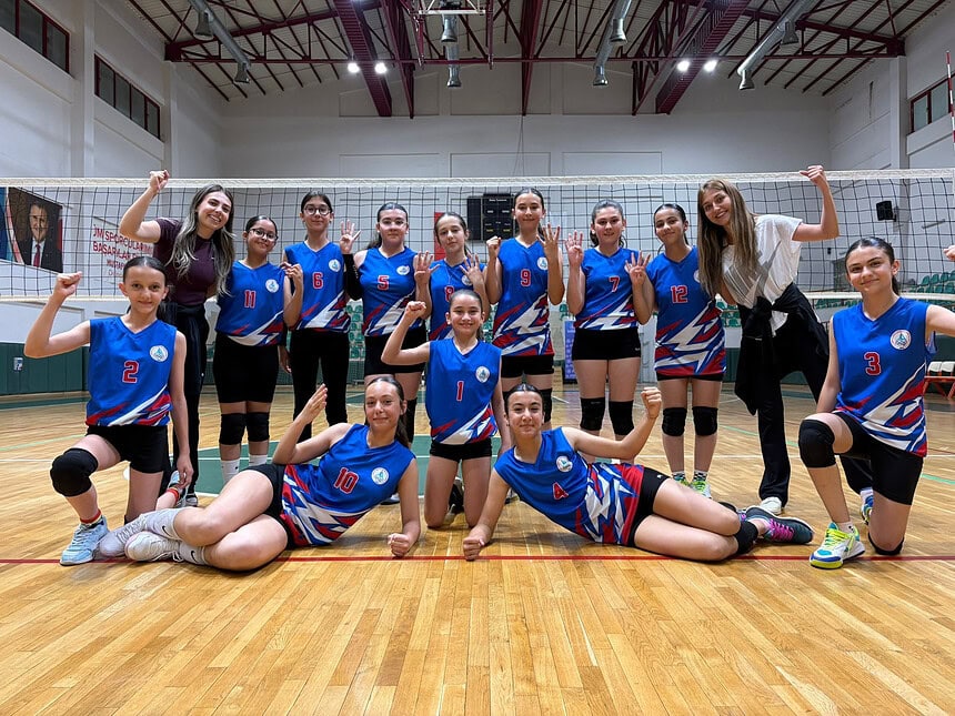Körfez Gençlerbirliği Voleybolda Namağlup İlerliyor: 4'te 4 Yaptılar!