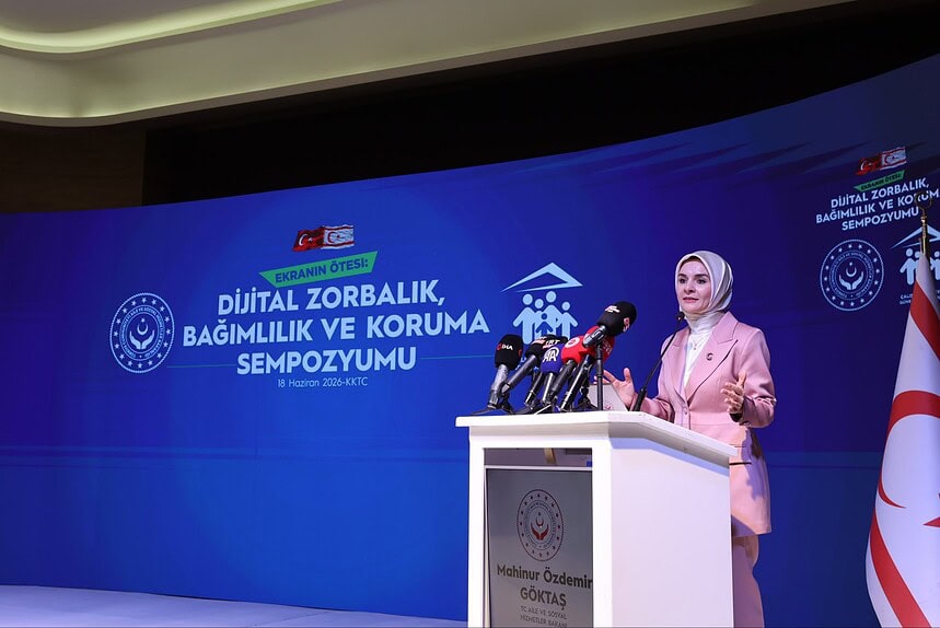 15 Yaş Altındaki Çocuklar Sosyal Mecralara Erişemeyecek!