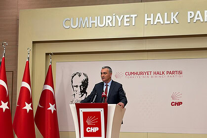 CHP Sözcüsü Müslim Sarı'dan Kurultay Açıklaması: "Yol Haritası İçin Diyalog Heyeti Kuruluyor"