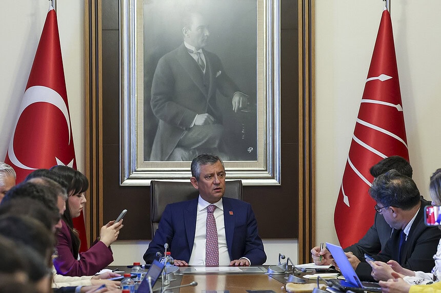 Özgür Özel’den Şok "B Planı" İtirafı: "Hazırda İkinci Bir Parti Olması Lazım Ama..."