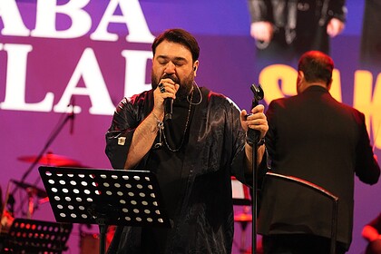 Sakiler ve Oda Orkestrası'ndan Milli İrade Meydanı'nda Müzik Ziyafeti!