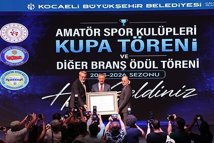 Kocaeli’de Amatör Spora Dev Yatırım: Başkan Tahir Büyükakın Son 7 Yılda 425 Milyon TL Destek Sağlandığını Açıkladı!