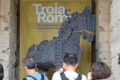 Troya Sergisi 221 Eserle Roma'da
