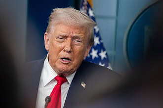 Trump İran çok büyük tavizler veriyor