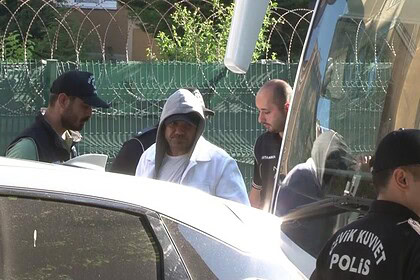 Uyuşturucu Operasyonundan Gözaltına Alınan Ünlüler Adliyeye Sevk Edildi