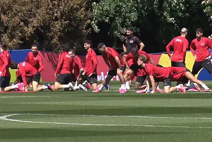 A Milli Futbol Takımı Avustralya Maçı Hazırlıklarını Tamamladı: Kenan Yıldız Takımla Çalıştı!