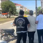 Kocaeli Emniyeti'nden İzmir'de Nokta Operasyon: 8 Yıldır Firari Olan 10 Yıl Hapis Cezalı S.İ. Yakalandı!