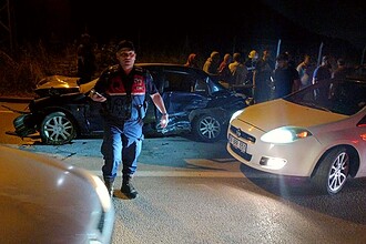 Başiskele'de Direğe Çarpan Otomobile Arkadan Çarpan 19 Yaşındaki Sürücü hayatını kaybetti