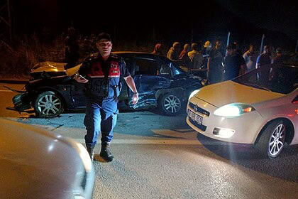 Başiskele'de Direğe Çarpan Otomobile Arkadan Çarpan 19 Yaşındaki Sürücü hayatını kaybetti