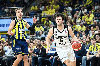 Fenerbahçe Beko 80-88 Beşiktaş GAİN: Basketbol Süper Ligi Final Serisinde İlk Maç Siyah-Beyazlıların!