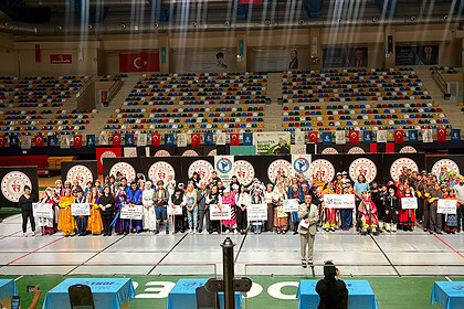 DAREN Folklor Ekibi Türkiye İkincisi: Engeller Sahnede Aşıldı