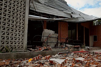 Endonezya Sulawesi'de 6.7 Büyüklüğündeki Depremde: 1 Ölü, 67 Evde Hasar