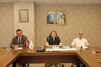 Fatma Kaplan Hürriyet’ten Milli Eğitim’e Rest: "İzin Vermediler, Okul Önlerinde Dağıtacağız!"