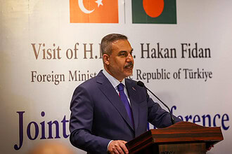 Fidan'dan Bangladeş'te İsrail Tepkisi: "Soykırım Sürüyor"