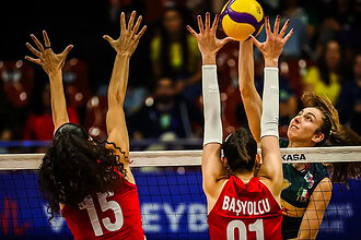 Filenin Sultanları İtalya'ya 3-1 Yenildi: Sırada Bulgaristan Maçı Var