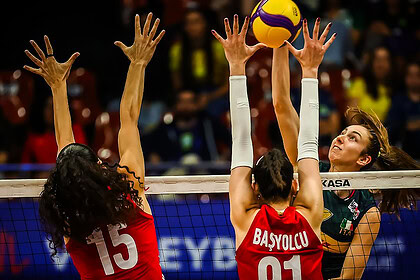 Filenin Sultanları İtalya'ya 3-1 Yenildi: Sırada Bulgaristan Maçı Var
