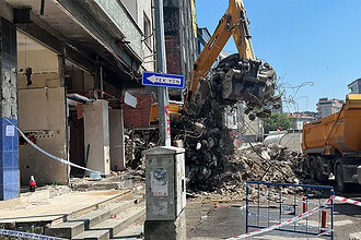 Gebze'de 22 Riskli Yapıda İlk Yıkım: 164 Daire Gelecek