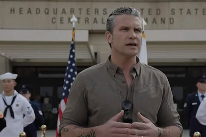 Hegseth'ten İran'a Sert Uyarı: "Bu Gece Vuracağız"