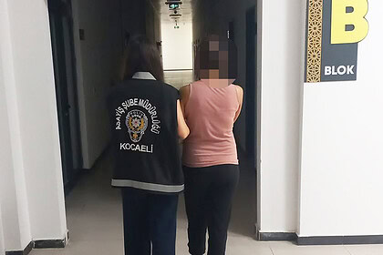 Hırsızlık Suçundan 26 Yıl 11 Ay 20 Gün Hapis Cezası Bulunan B.K. İsimli Kadın Yakalandı!